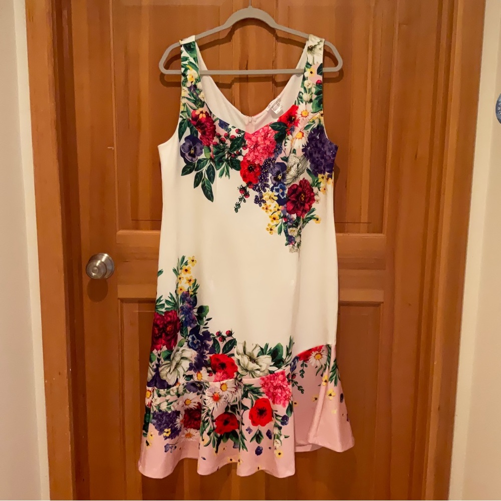 Venus sleeveless party dress.